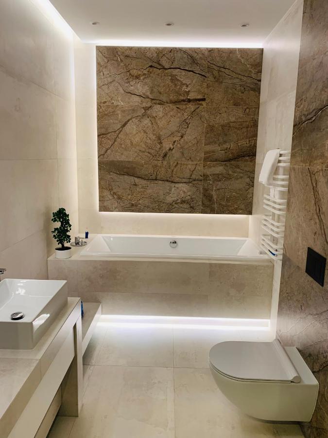 Jasna Sporthotel & Spa Gliwice Buitenkant foto