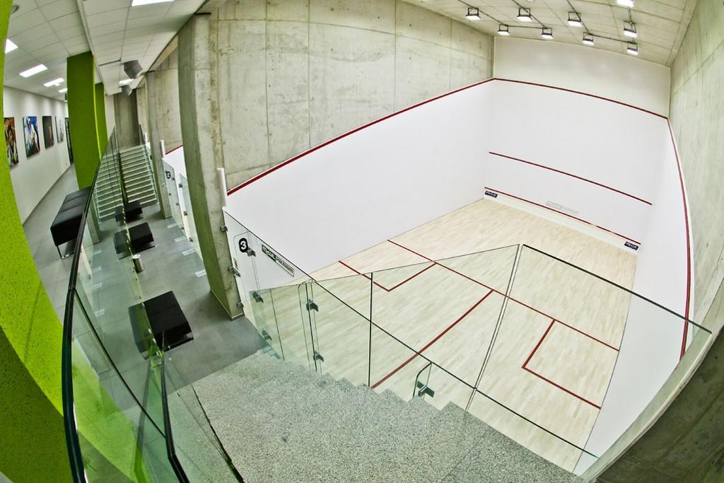 Jasna Sporthotel & Spa Gliwice Buitenkant foto
