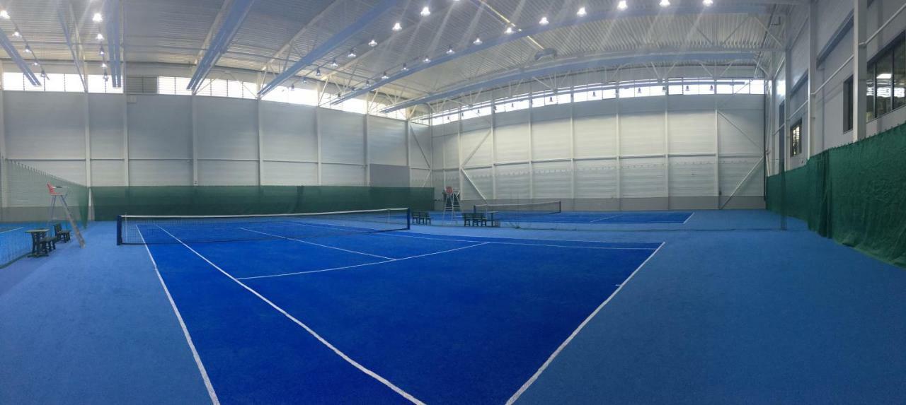 Jasna Sporthotel & Spa Gliwice Buitenkant foto